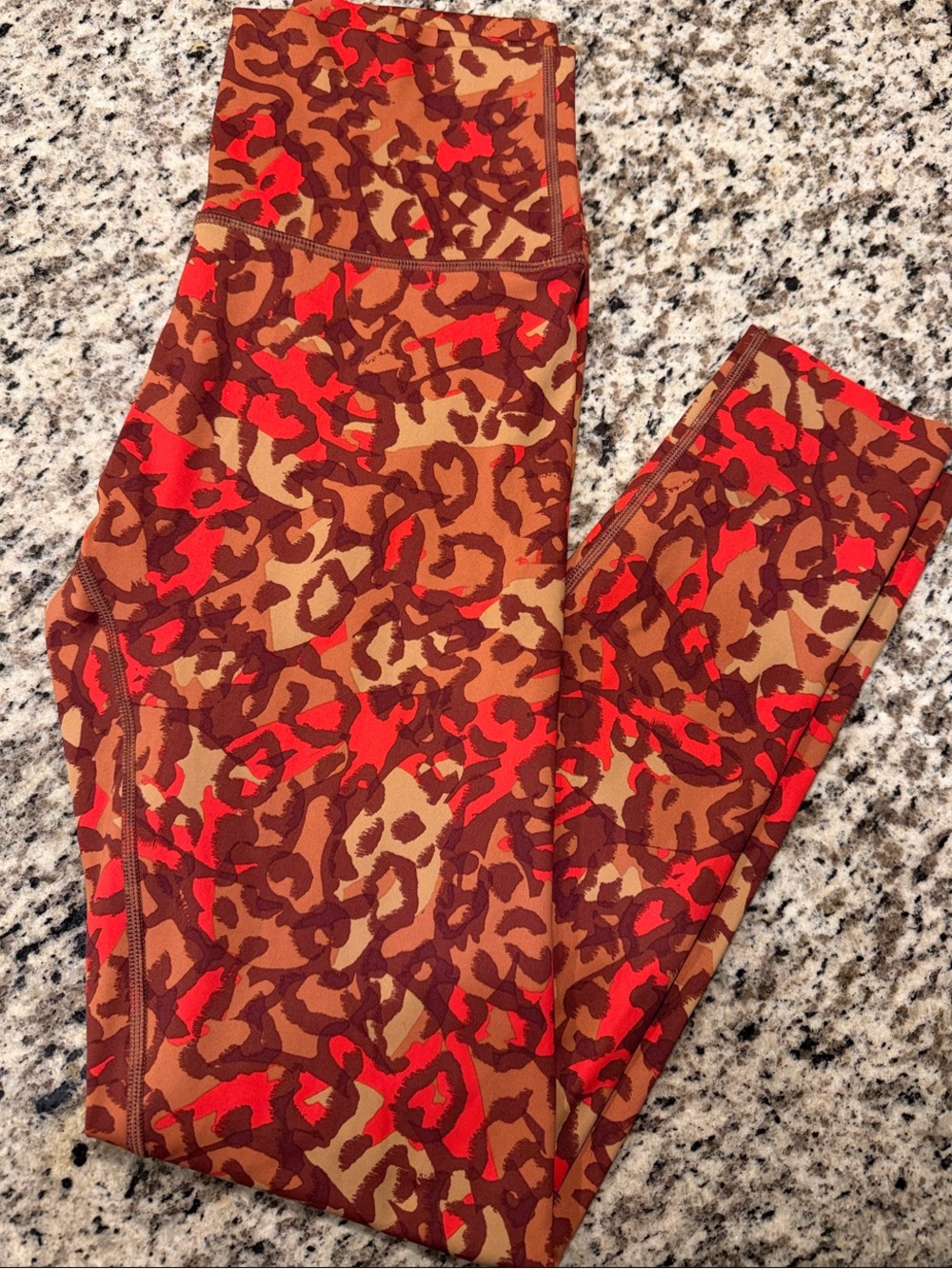 Offline by Aerie Red & Brown Leopard-Print High-Rise Leggings (Medium)